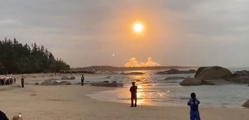 Internet fooled by video of ‘China launching fake sun’ which is just a rocket