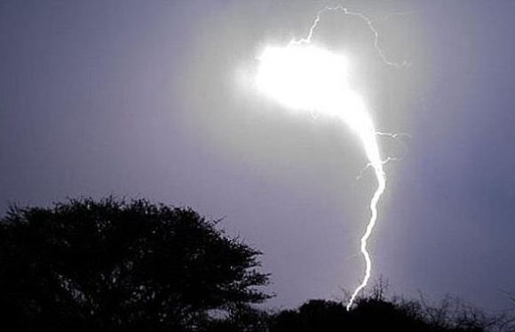 Medieval text claims ball lightning over Thames 827 years ago