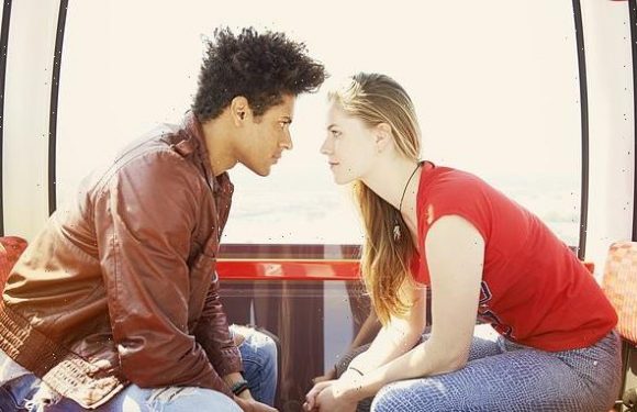 Men and women's brains really do work differently, scientists say