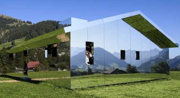 People divided by mysterious mirror house dubbed an ‘eyesore’ that ‘kills birds’