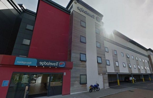 Robot vacuum escapes hotel and boss offers drink for anyone who finds it