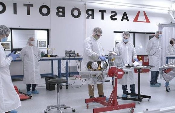 Shoebox-sized robot named Iris battling it out to go to the moon