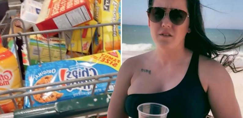 Teen Mom Jenelle Evans ripped by fans for 'only buying junk food' after showing off cart full of cookies and candy