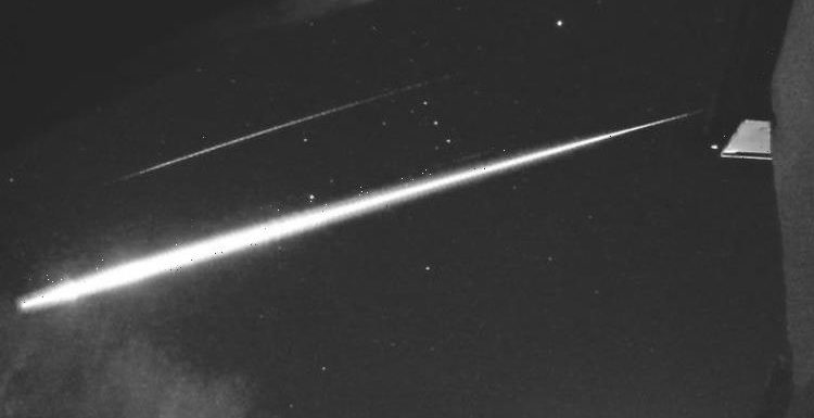 Astronomers spot ‘spectacular’ meteor shooting across UK skies with green and blue trail