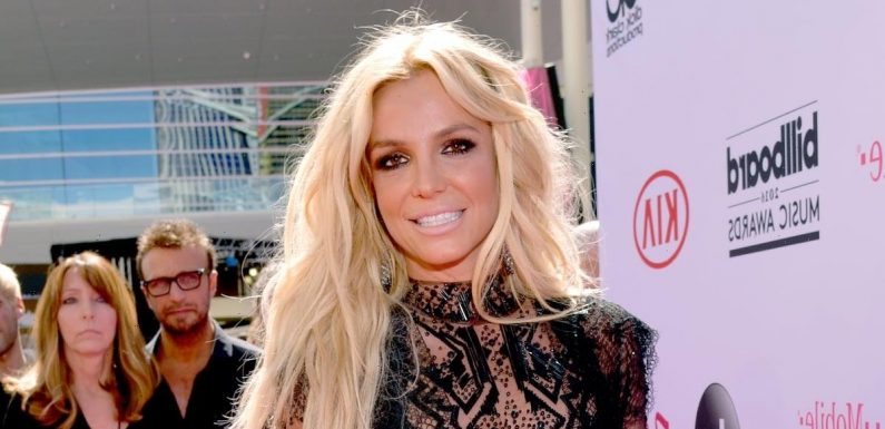 Britney Spears Signs $15 Million Book Deal For a Tell-All Memoir