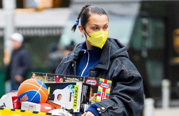 Hollywood's Favorite Face Mask Brand Just Restocked Its Rare Neon KN95s for a Limited Time