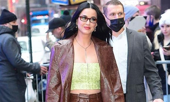 Katy Perry Brings Back The 90’s In Yellow Crop Top & Snakeskin Leather Suit For ‘GMA’