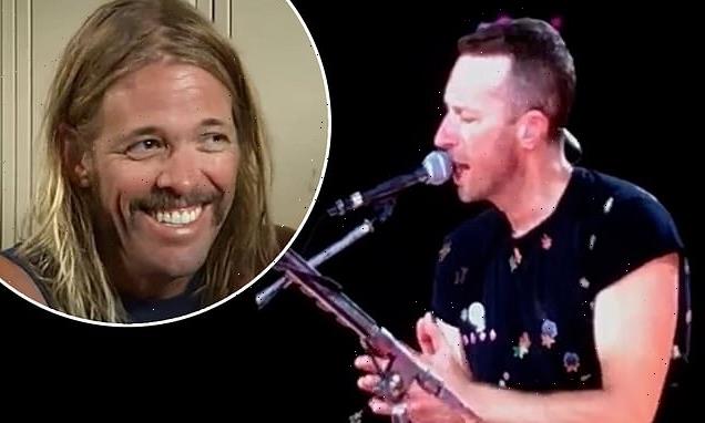 Coldplay's Chris Martin dedicates Everglow to Taylor Hawkins