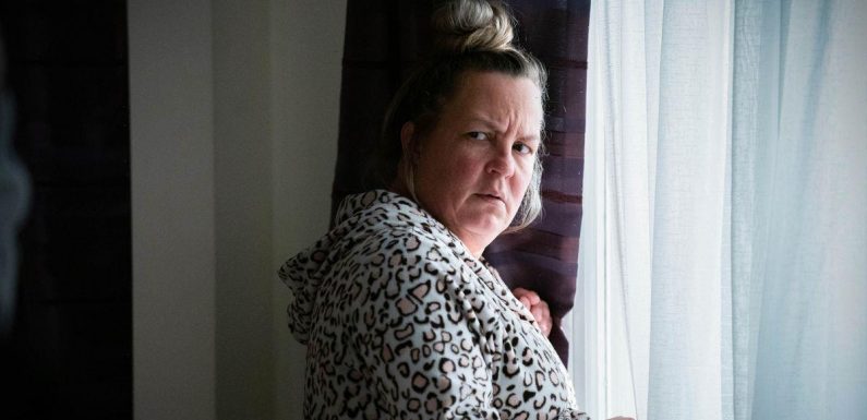 EastEnders spoiler pictures show Karen in danger as she tackles murderer Gray