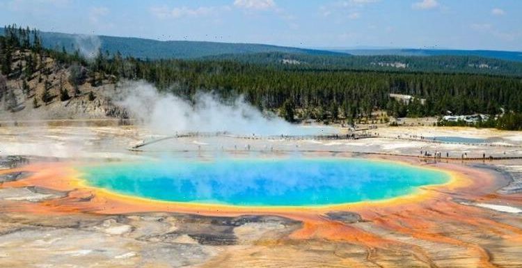 Yellowstone volcano: 20-mile eruption warning as ‘huge chunks of rocks’ could ‘crush’ publ