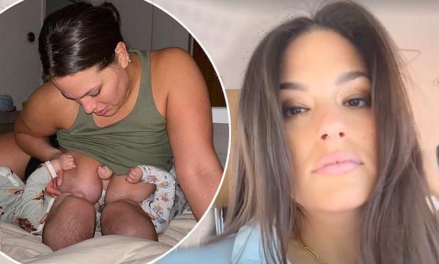 Ashley Graham simultaneously breastfeeds her twins in candid snap