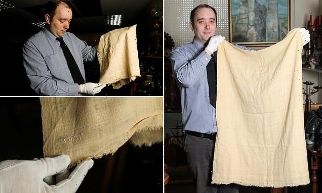 Gandhi's loincloths and other personal items set to sell for £500,000