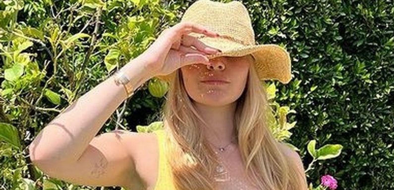 Holly Ramsay flaunts killer curves in teeny bikini while enjoying sun in LA