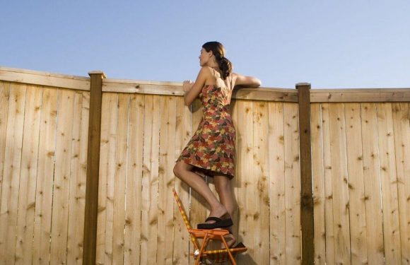 Mum slams nosey neighbours for invading her privacy but not everyone agrees