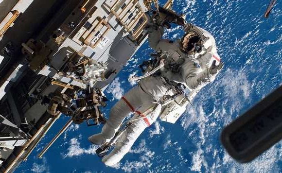 NASA missions halted after astronaut almost DROWNS – water covered ‘eyes, nose and ears’