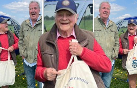 Only Fools and Horses David Jason in rare appearance as he flies to Jeremy Clarkson’s farm