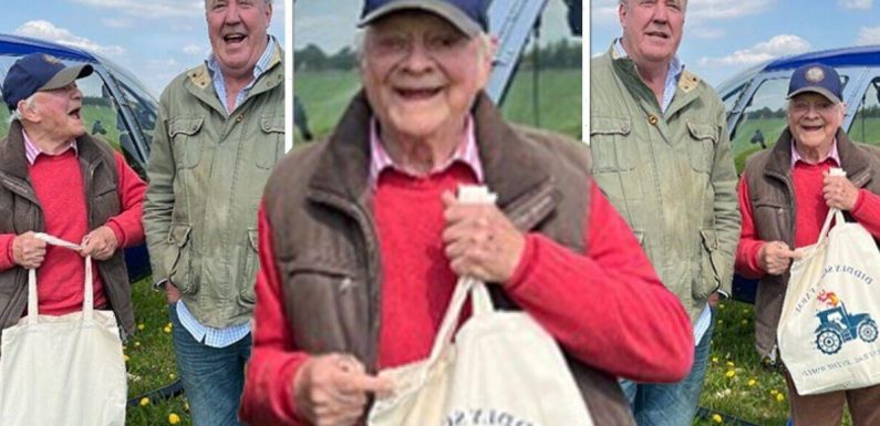 Only Fools and Horses David Jason in rare appearance as he flies to Jeremy Clarkson’s farm