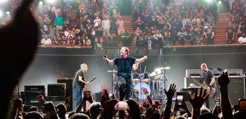 Pearl Jam Cancel Final U.S. Tour Dates After Jeff Ament Tests Positive for Covid