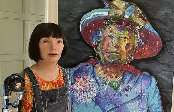 Robot artist Ai-Da creates portrait of Elizabeth II to mark Jubilee