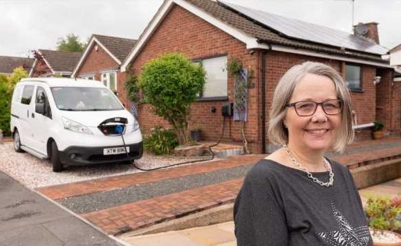 Energy crisis: Briton SLASHES her bills in half by signing up for EV trial scheme