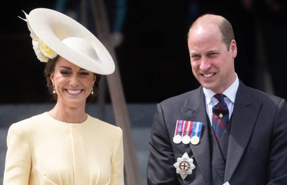 Kate Middleton is all smiles sporting chic blue dress during surprise appearance
