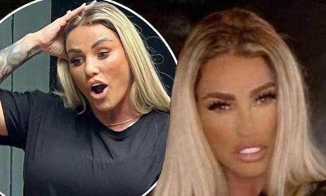 Katie Price suffers a Photoshop fail