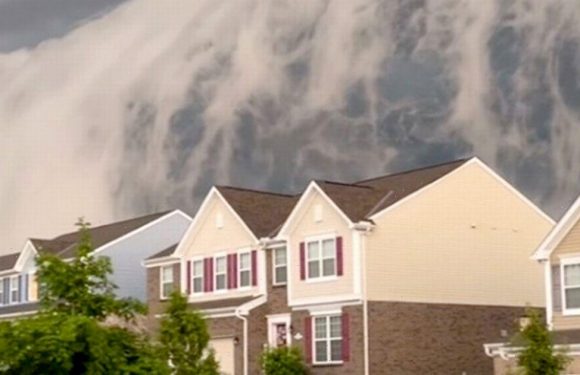 Mesmerising clouds moving like a tsunami leave residents in awe in viral video