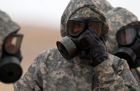 Self-powered gas mask harnesses energy of breathing and can detect chemical warfare agents