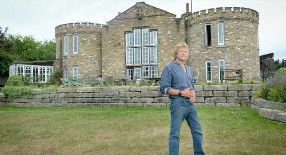 Bloke who built ‘cheeky’ £1million castle ‘dismantles’ it after planning battle