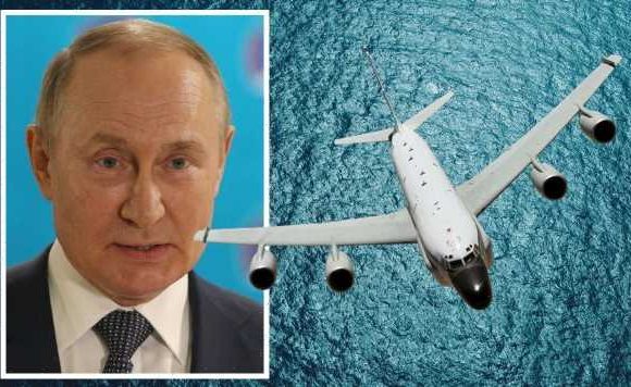 British spy plane heads to Black Sea to monitor Putin’s movements ‘Flights increase’