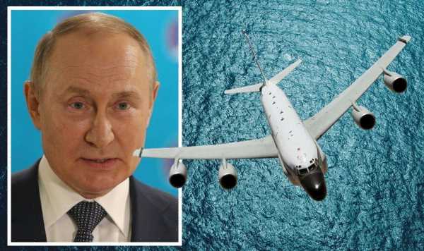 British spy plane heads to Black Sea to monitor Putin’s movements ‘Flights increase’