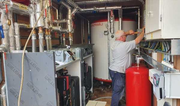 Heat pumps: District heating schemes slash £500 off annual bills in social housing