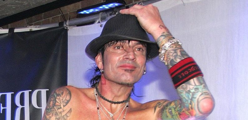 Hi, Tommy Lee Posted a NSFW Full Frontal Nude Photo and It's Somehow Still Up