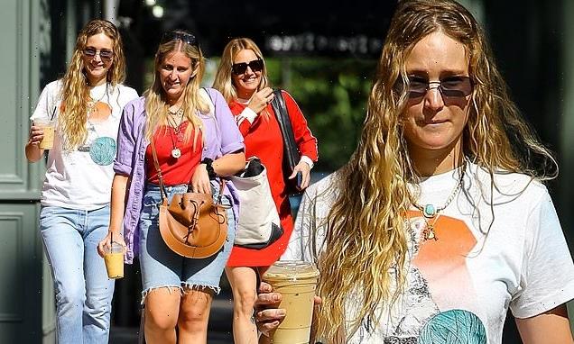 Jennifer Lawrence goes casual as she joins friends for coffee in NYC