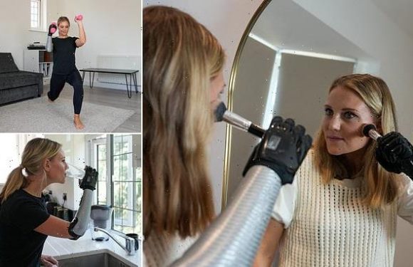 Paralympic swimmer gets bionic hand that can be updated remotely
