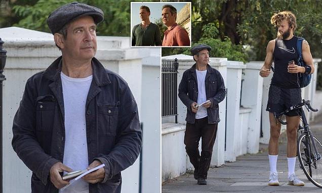 Pint-sized actor Tom Hollander is left in the shade by lanky cyclist