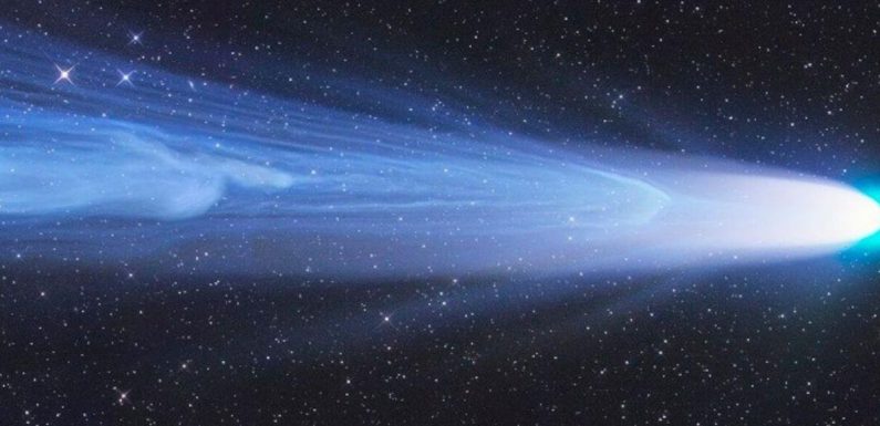 Comet ‘disconnection’ takes Astronomy Photograph of the Year award