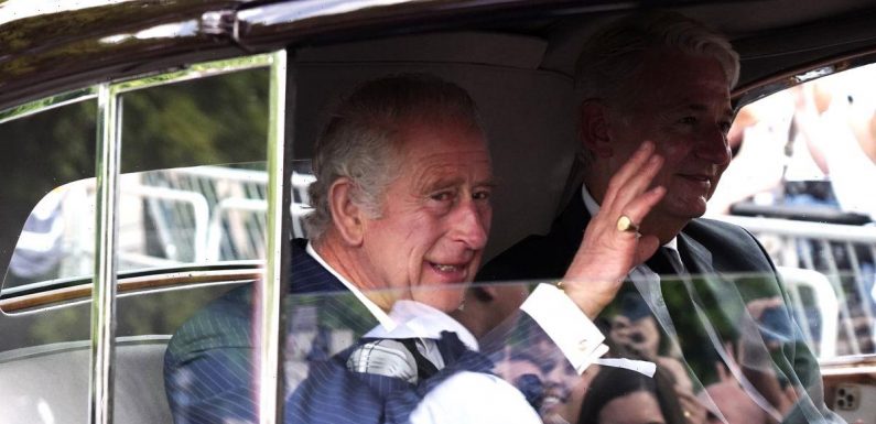 King Charles teary-eyed as he arrives at Buckingham Palace while Queen continues final journey