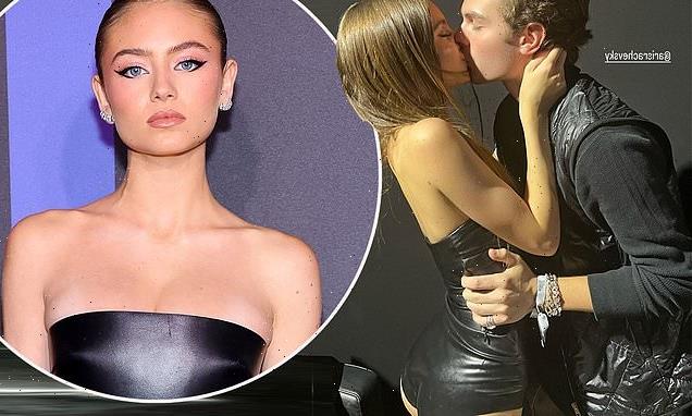 Leni Klum kisses boyfriend after successful Milan Fashion Week show