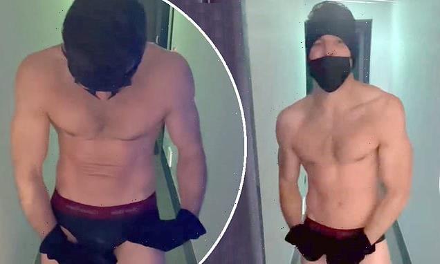 Mark Wright shows off his muscular physique in budgie smuggler's