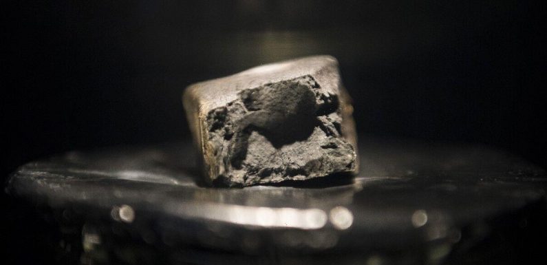 Meteorite with extra-terrestrial water plunged into UK