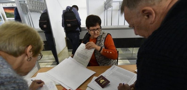 Occupied Ukraine holds ‘sham’ Kremlin-staged vote on joining Russia