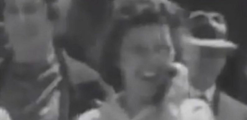 1930s footage of ‘phone’ has conspiracy theorists claim time travellers exists