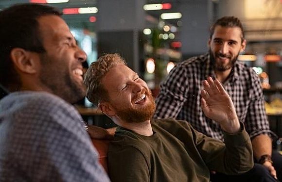 Daters prefer people with lots of friends, study reveals