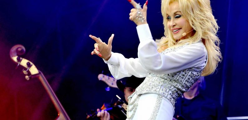 How old is Dolly Parton and what’s her net worth? – The Sun | The Sun