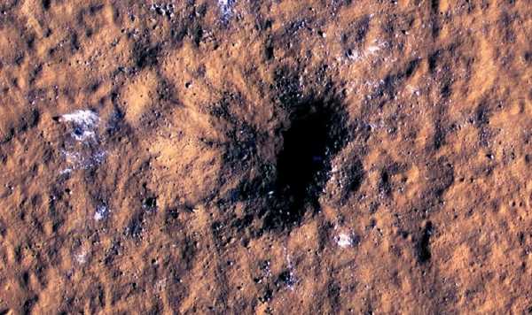 Massive Mars meteor strike gives NASA hope for exploration