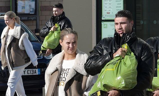 Pregnant Molly-Mae Hague covers up her bump in a cream jumper