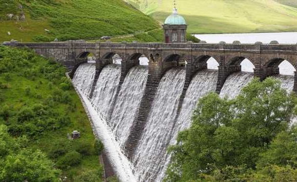 Staggering poll shows 95 percen support hydropower investment