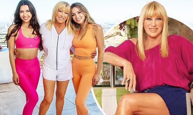 Suzanne Somers, 75, poses with her GRANDDAUGHTERS
