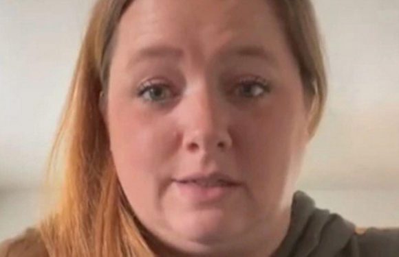 Mum wakes up to find three cops in her bedroom after toddler escaped at night